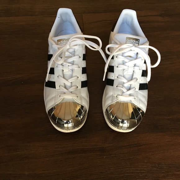 adidas superstar chrome toe